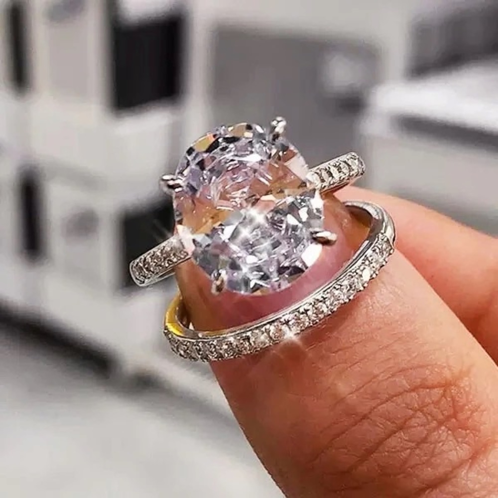 New Women’s 2pc Set 925 Silver Oval Diamond Ring - Picture 6 of 6